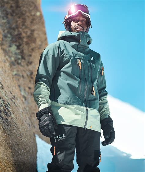 Men's Ski wear and technical gear .